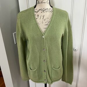 L.L. Bean Green Silk Blend Cardigan Sweater. Women's Size: L.